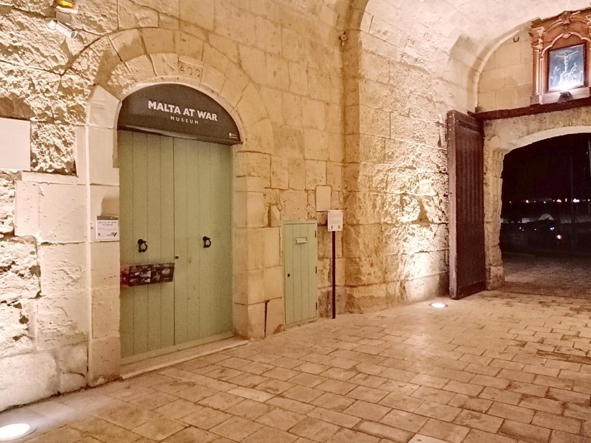 Vittoriosa' Seafront 2 Bed Highly Furnished Apartment Dış mekan fotoğraf